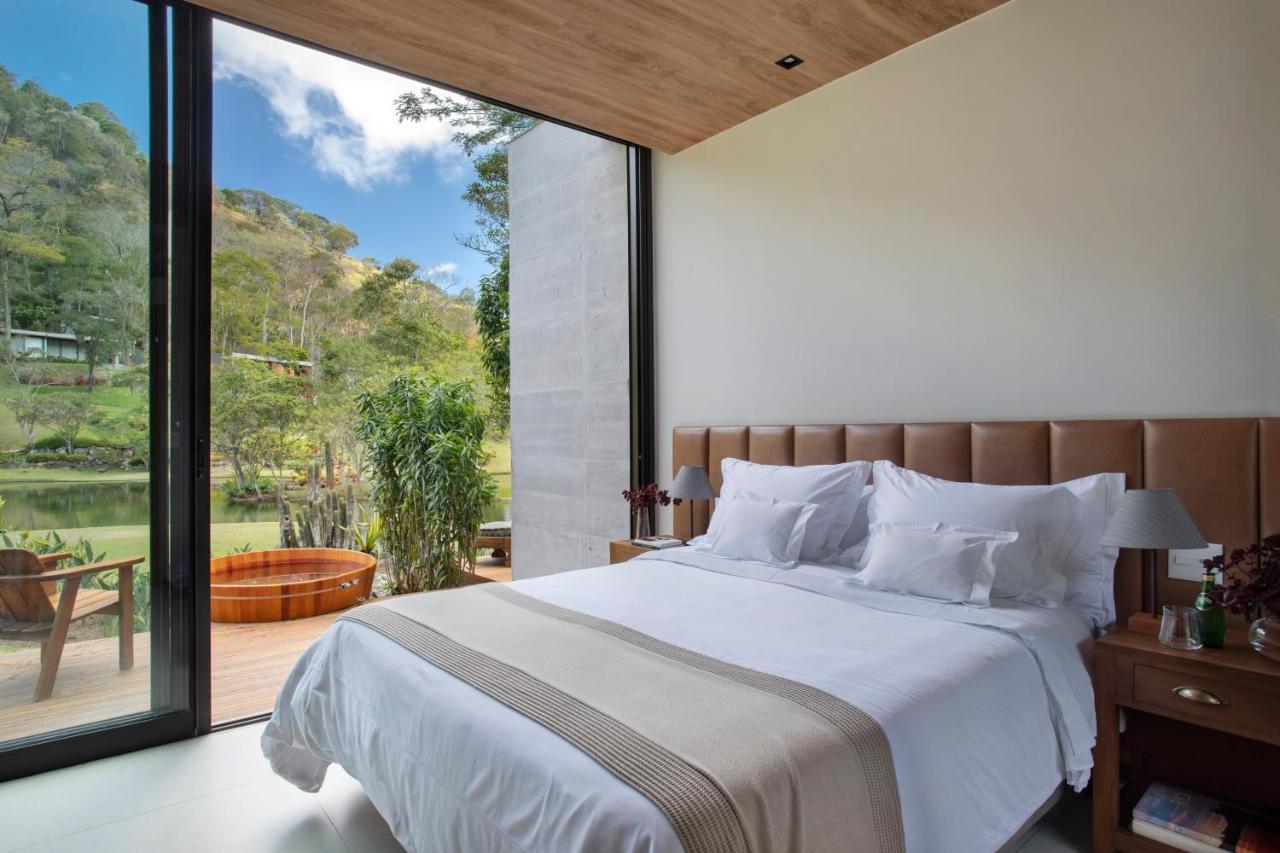 Casa Marambaia 5* Correas