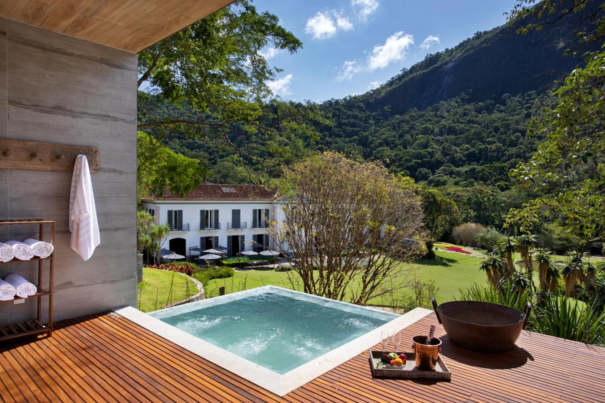 Casa Marambaia 5*